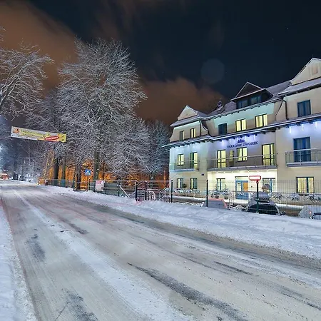 Parkowy Dworek-2